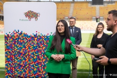 2025-05-30 studentka PB wygrała konkurs na maskotkę fot. Maciej Giedrojć-Juraha