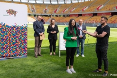 2025-05-30 studentka PB wygrała konkurs na maskotkę fot. Maciej Giedrojć-Juraha