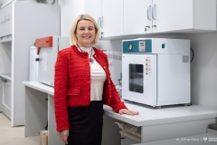 dr hab. inż. Joanna Mystkowska, prof. PB, kierownik projektu "Mukoadhezyjny preparat żelowy". fot. Dariusz Piekut/ PB