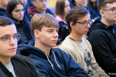 2025-10-06-rozklad-jazdy-WIZ-fot-Iryna-Mikhno-PB