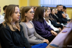 2025-10-06-rozklad-jazdy-WIZ-fot-Iryna-Mikhno-PB