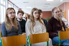 2025-11-19-Kawka-z-Profesorem-fot-Dariusz-Piekut-PB