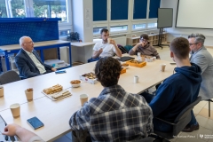 2025-11-19-Kawka-z-Profesorem-fot-Dariusz-Piekut-PB