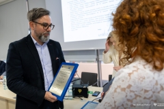 2025-11-20-Senat-PB-wręczenie-certyfikatów-KAUT-fot-Dariusz-Piekut-PB