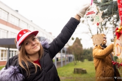 2025-12-02-ubieranie-choinki-fot-P.Jankowski-07