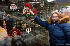 2025-12-03-ubieranie-choinki-fot-P.Jankowski-05