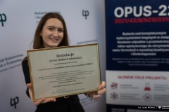 2025-12-19-WBiNŚ-stypendia-dla-studentów-biotechnologii-fot-Iryna-Mikhno-PB