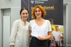 2025-07-09 Summer school closing ceremony certificate award GLOCAL VIPSKILLS; photo by Iryna Mikhno BUT