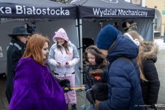 2026-01-25-Studenci-kół-naukowych-na-rynku-kosciuszki-w-finale-WOŚP-fot-Iryna-Mikhno-PB