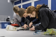 Projekty-studentów-I-roku-mechatroniki-i-AiR-fot-Maciej-Giedrojć-Juraha-PB