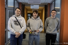 Projekty-studentów-I-roku-mechatroniki-i-AiR-fot-Maciej-Giedrojć-Juraha-PB