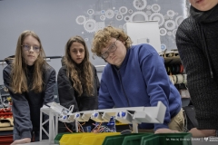 Projekty-studentów-I-roku-mechatroniki-i-AiR-fot-Maciej-Giedrojć-Juraha-PB