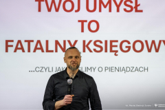 2026-02-26-Kawiarnia-Naukowa-Pułapki-myślenia-fot.-Maciej-Giedrojć-Juraha-PB