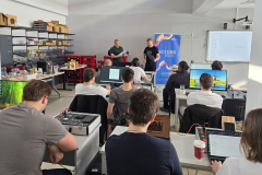 2026-03-09-Mikropoświadczenia-na-Wydziale-Mechanicznym-fot-WM-PB