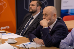 2026-03-27- WIZ-HI-HUMAN-RESILIENT-SUSTAIN INNOVATOR 5.0-fot-Iryna-Mikhno-PB