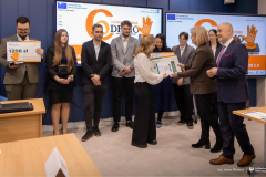 2026-03-27- WIZ-HI-HUMAN-RESILIENT-SUSTAIN INNOVATOR 5.0-fot-Iryna-Mikhno-PB