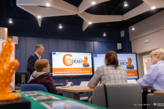 2026-03-27- WIZ-HI-HUMAN-RESILIENT-SUSTAIN INNOVATOR 5.0-fot-Iryna-Mikhno-PB