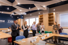 2026-03-27- WIZ-HI-HUMAN-RESILIENT-SUSTAIN INNOVATOR 5.0-fot-Iryna-Mikhno-PB