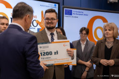 2026-03-27- WIZ-HI-HUMAN-RESILIENT-SUSTAIN INNOVATOR 5.0-fot-Iryna-Mikhno-PB