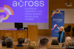 2026-04-08-WBiNŚ-spotkanie-Across-fot-Iryna-Mikhno-PB