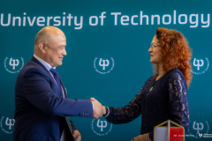 2026-05-14-wizyta delegacji z Uzbekistanu-spotkanie z władzami PB-uroczyste podpisanie umowy-fot-Iryna-Mikhno-PB