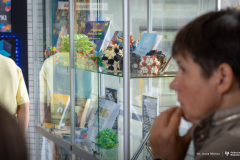 2026-06-16-otwarcie-wystawy-Barwy-Matematyki-w-Bibliotece-PB-fot-Iryna-Mikhno-PB