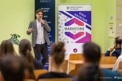2025-03-31-WIZ-Agenda-AI-w-marketingu-fot-Iryna-Mikhno-PB-1