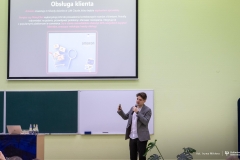2025-03-31-WIZ-Agenda-AI-w-marketingu-fot-Iryna-Mikhno-PB-25