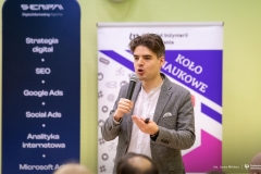 2025-03-31-WIZ-Agenda-AI-w-marketingu-fot-Iryna-Mikhno-PB-26