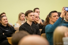 2025-03-31-WIZ-Agenda-AI-w-marketingu-fot-Iryna-Mikhno-PB-30