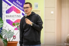 2025-03-31-WIZ-Agenda-AI-w-marketingu-fot-Iryna-Mikhno-PB-47