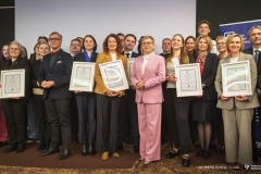 2025-03-20-Certyfikat-Doskonałości-Kształcenia-dla-kierunku-automatyka-i-robotyka-fot-Maciej-Giedrojć-Juraha