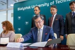 2024-05-14-Podpisanie-umowy-z-uczelnią-NingboTech-z-Chin-fot-Dariusz-Piekut