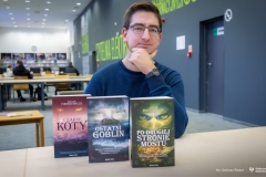 2023.12.11 Edgar Hyniewiecki - autor książek fantasy z wydziału mechanicznego fot.Dariusz Piekut PB