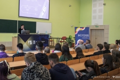 2025-05-29-Uniwersytet-Europejski-Across-debata-inkluzywność-i-równość-fot-Maciej-Giedrojc-Juraha
