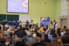 2025-05-29-Uniwersytet-Europejski-Across-debata-inkluzywność-i-równość-fot-Maciej-Giedrojc-Juraha