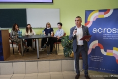 2025-05-29-Uniwersytet-Europejski-Across-debata-inkluzywność-i-równość-fot-Maciej-Giedrojc-Juraha
