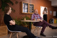 2025-12-10-Kawka-z-profesorem-fot-Iryna-Mikhno-PB