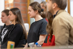 026-03-25-Kawka-z-profesorem-fot-Dariusz-Piekut-PB