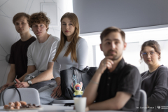 026-03-25-Kawka-z-profesorem-fot-Dariusz-Piekut-PB