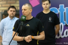 2024.01.18 Przekazanie hulajnogi na płozach. Uczelnia wspiera akcję charytatywną fot. Dariusz Piekut PB