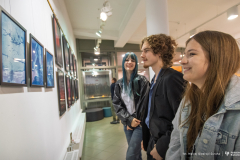 2026-09-17-Elckie-Centrum-Kultury-Wystawa-WA-fot-Maciej-Giedrojc-Juraha