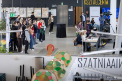 2026-03-18-Niesamowita maszyna-fot-Iryna-Mikhno-PB