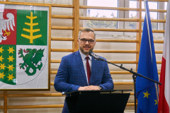 2026-02-24-Umowa-o-współpracy-z-ZS-Nr-2-w-Ostrowi-Mazowieckiej-fot. ZS-Nr-2-w-Ostrowi-Mazowieckiej