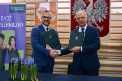 2026-02-24-Umowa-o-współpracy-z-ZS-Nr-2-w-Ostrowi-Mazowieckiej-fot. ZS-Nr-2-w-Ostrowi-Mazowieckiej