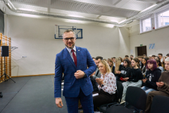 2026-02-24-Umowa-o-współpracy-z-ZS-Nr-2-w-Ostrowi-Mazowieckiej-fot. ZS-Nr-2-w-Ostrowi-Mazowieckiej