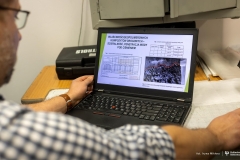 2025-11-26-patent-Sposób-wykonania-asfaltowe-nawierzchni-drogowej-z warstwą-z-betonu-geopolimerowego-prof-Bołtryk-fot-Iryna-Mikhno-PB