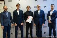 2024-12-04-Ceremonia-wręczenia-dyplomów-stypendiów-fundowanych-przez-pracodawców-fot-Dariusz-Piekut