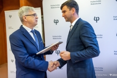 2024-12-04-Ceremonia-wręczenia-dyplomów-stypendiów-fundowanych-przez-pracodawców-fot-Dariusz-Piekut