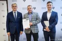 2024-12-04-Ceremonia-wręczenia-dyplomów-stypendiów-fundowanych-przez-pracodawców-fot-Dariusz-Piekut